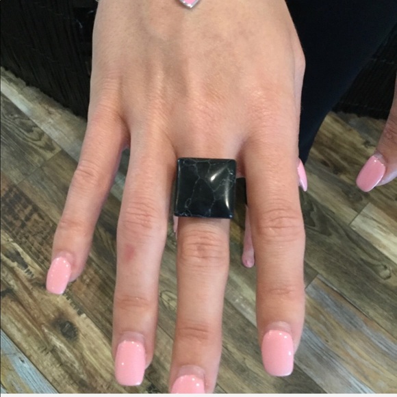 💛⚪️MARBLE RINGS - Picture 6 of 8